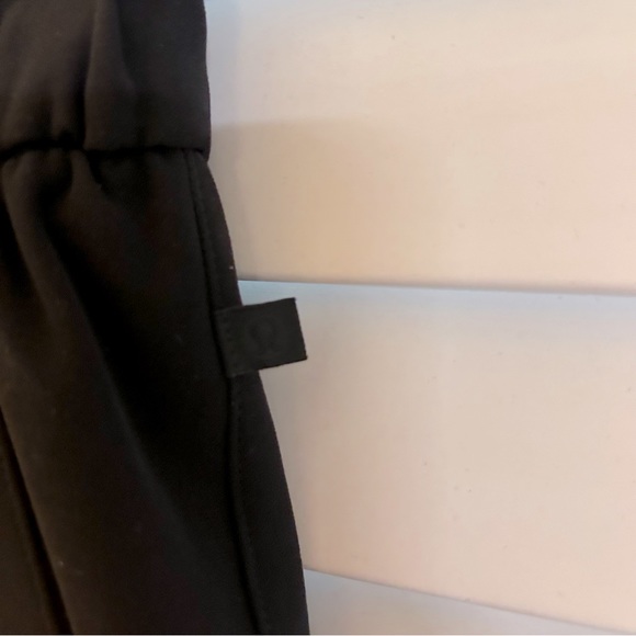 Lululemon lab. Dressy crops. Black. Dressy - Picture 4 of 5